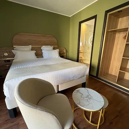 Cit'hotel Le Chris'tel Et Restaurant Le Puy-en-Velay