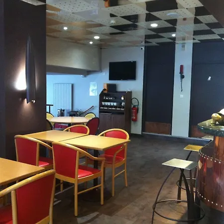 Cit'hotel Le Chris'tel Et Restaurant 3* Le Puy-en-Velay